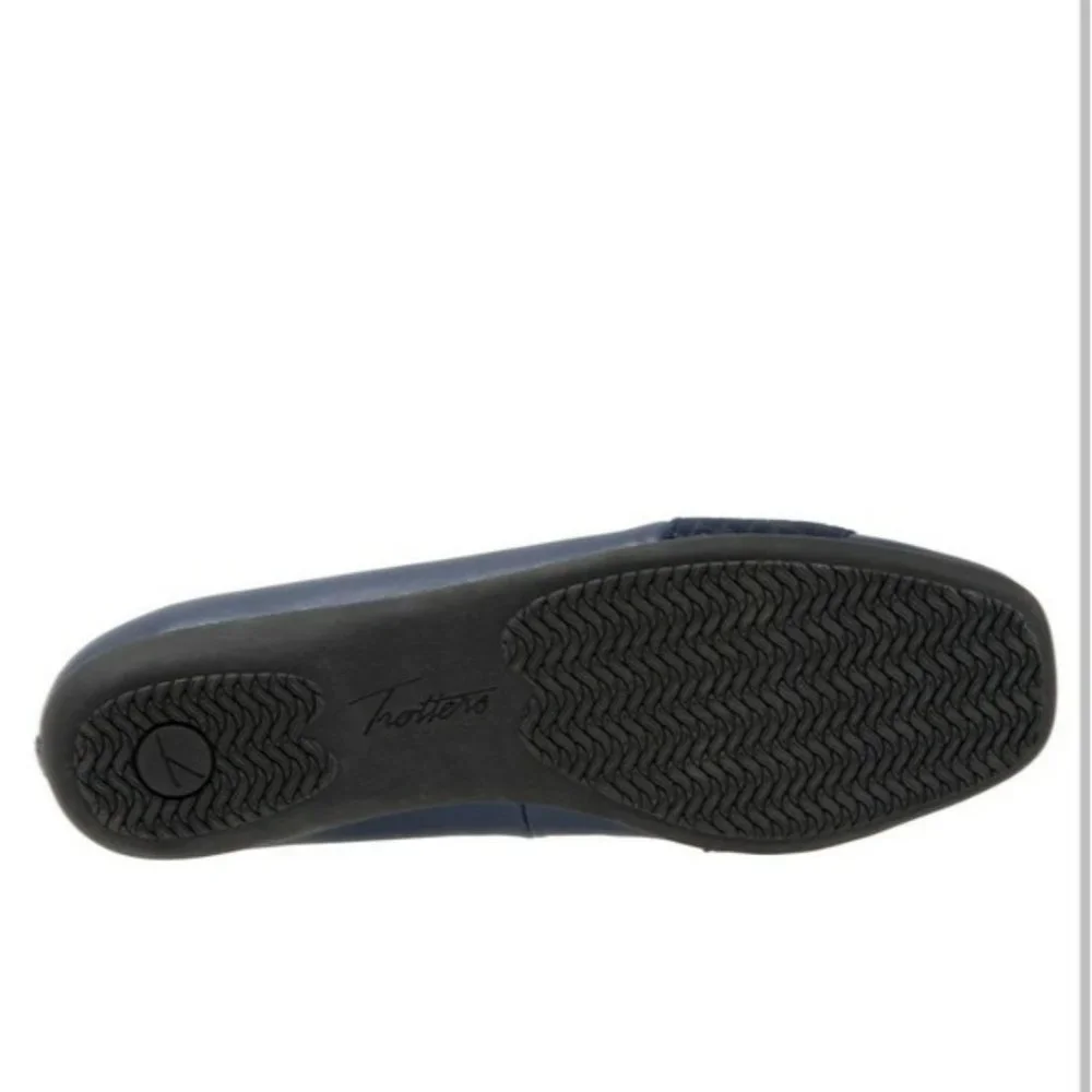 Trotters Samantha Flat Shoes -8.5 - Picture 2 of 7